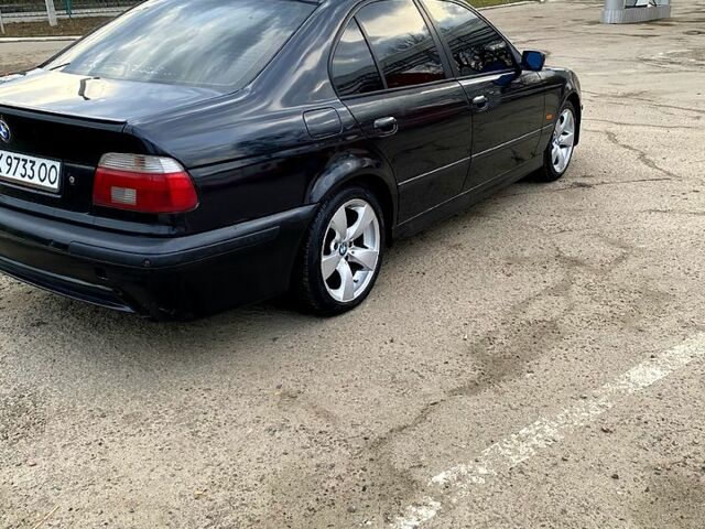 Чорний БМВ 5 Серія, об'ємом двигуна 2 л та пробігом 385 тис. км за 4600 $, фото 5 на Automoto.ua