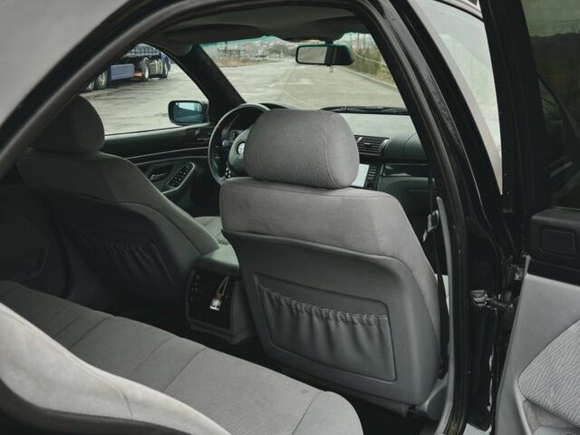 Чорний БМВ 5 Серія, об'ємом двигуна 2.2 л та пробігом 363 тис. км за 4000 $, фото 11 на Automoto.ua