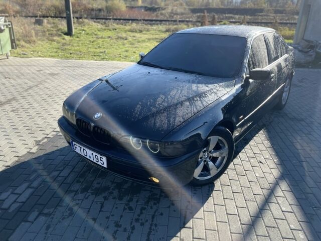 Черный БМВ 5 Серия, объемом двигателя 3 л и пробегом 352 тыс. км за 3500 $, фото 1 на Automoto.ua