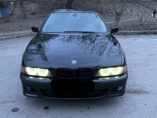 Черный БМВ 5 Серия, объемом двигателя 2.5 л и пробегом 500 тыс. км за 4500 $, фото 6 на Automoto.ua