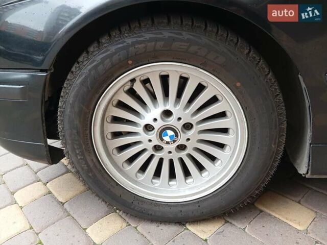 Черный БМВ 5 Серия, объемом двигателя 2.79 л и пробегом 341 тыс. км за 4000 $, фото 18 на Automoto.ua
