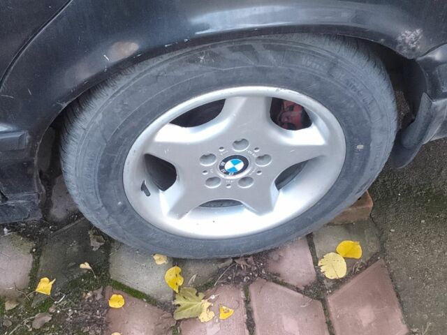 Чорний БМВ 5 Серія, об'ємом двигуна 2.5 л та пробігом 1000 тис. км за 1194 $, фото 3 на Automoto.ua