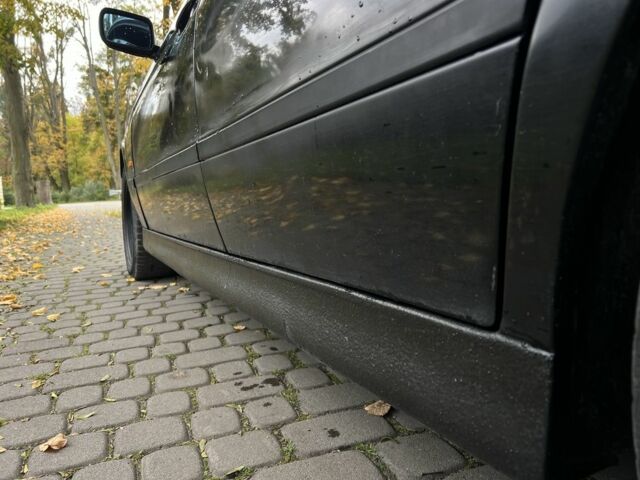 Черный БМВ 5 Серия, объемом двигателя 2.5 л и пробегом 299 тыс. км за 2999 $, фото 17 на Automoto.ua