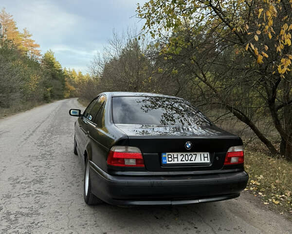 Чорний БМВ 5 Серія, об'ємом двигуна 2.93 л та пробігом 428 тис. км за 4900 $, фото 8 на Automoto.ua