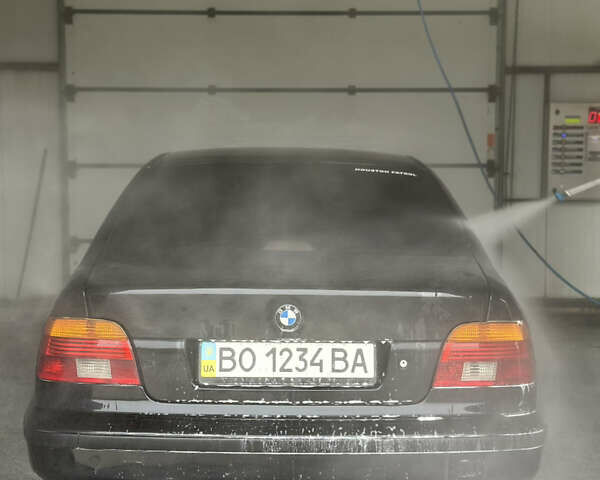 Черный БМВ 5 Серия, объемом двигателя 3 л и пробегом 400 тыс. км за 5950 $, фото 16 на Automoto.ua