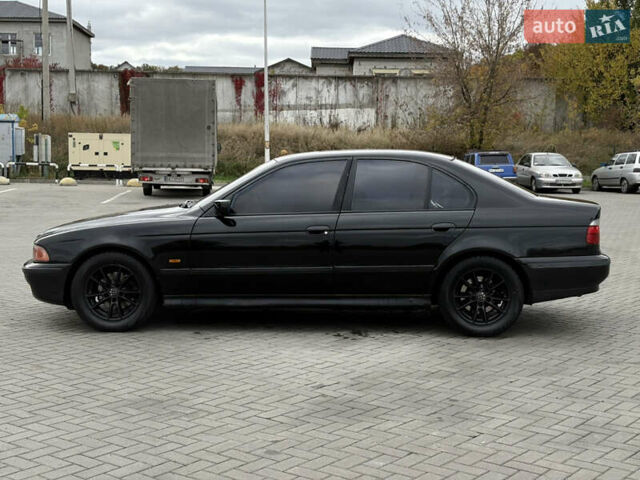 Черный БМВ 5 Серия, объемом двигателя 1.99 л и пробегом 275 тыс. км за 5000 $, фото 2 на Automoto.ua