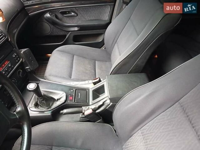 Черный БМВ 5 Серия, объемом двигателя 2.79 л и пробегом 341 тыс. км за 4000 $, фото 27 на Automoto.ua