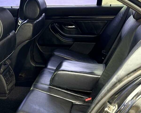 Чорний БМВ 5 Серія, об'ємом двигуна 2 л та пробігом 375 тис. км за 4300 $, фото 14 на Automoto.ua