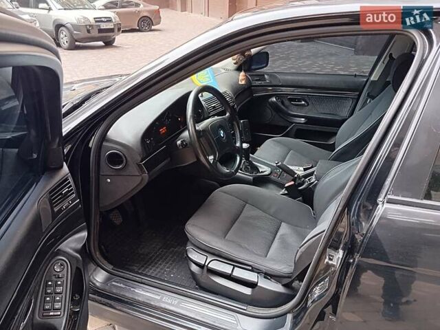 Черный БМВ 5 Серия, объемом двигателя 2.79 л и пробегом 341 тыс. км за 4000 $, фото 22 на Automoto.ua