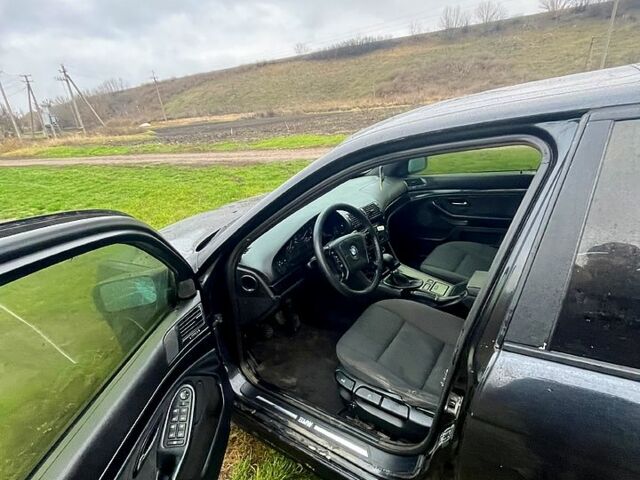 Чорний БМВ 5 Серія, об'ємом двигуна 2 л та пробігом 300 тис. км за 3200 $, фото 4 на Automoto.ua