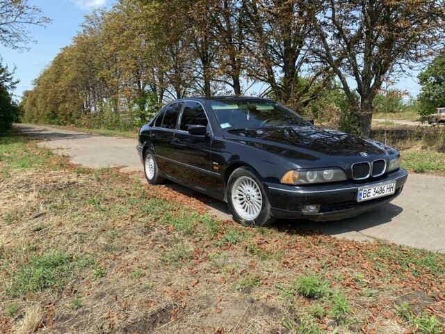 Черный БМВ 5 Серия, объемом двигателя 3 л и пробегом 354 тыс. км за 6000 $, фото 6 на Automoto.ua