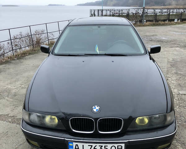 Черный БМВ 5 Серия, объемом двигателя 2 л и пробегом 434 тыс. км за 4400 $, фото 1 на Automoto.ua