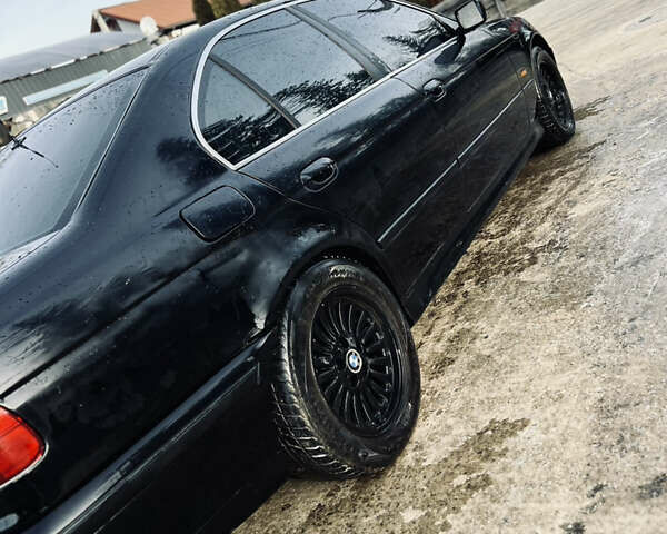 Чорний БМВ 5 Серія, об'ємом двигуна 2.5 л та пробігом 235 тис. км за 4500 $, фото 9 на Automoto.ua