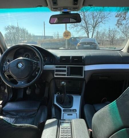 Чорний БМВ 5 Серія, об'ємом двигуна 2.93 л та пробігом 200 тис. км за 4000 $, фото 6 на Automoto.ua
