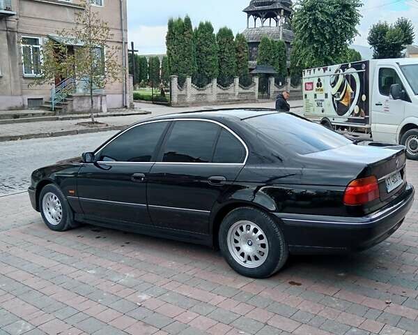 Черный БМВ 5 Серия, объемом двигателя 2 л и пробегом 464 тыс. км за 3350 $, фото 15 на Automoto.ua