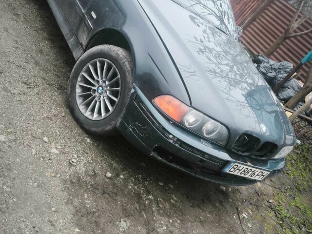 Чорний БМВ 5 Серія, об'ємом двигуна 2 л та пробігом 370 тис. км за 3304 $, фото 6 на Automoto.ua