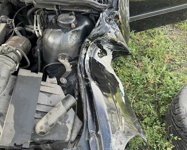 Черный БМВ 5 Серия, объемом двигателя 2 л и пробегом 274 тыс. км за 2650 $, фото 5 на Automoto.ua