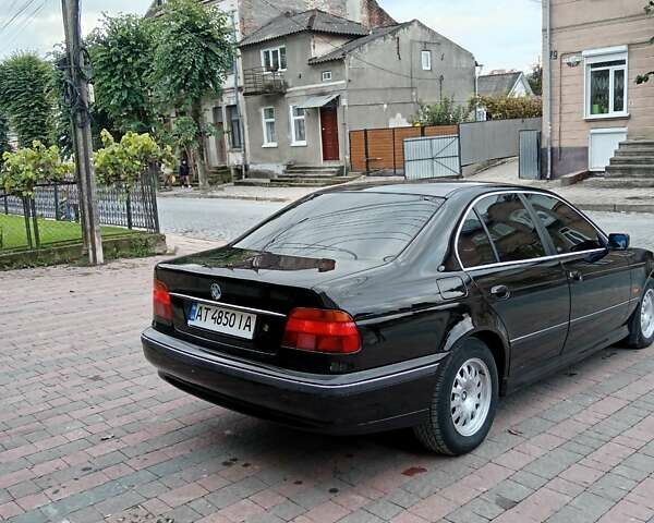 Черный БМВ 5 Серия, объемом двигателя 2 л и пробегом 464 тыс. км за 3350 $, фото 16 на Automoto.ua