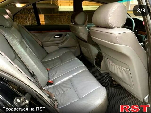 Черный БМВ 5 Серия, объемом двигателя 2.5 л и пробегом 10 тыс. км за 3200 $, фото 2 на Automoto.ua