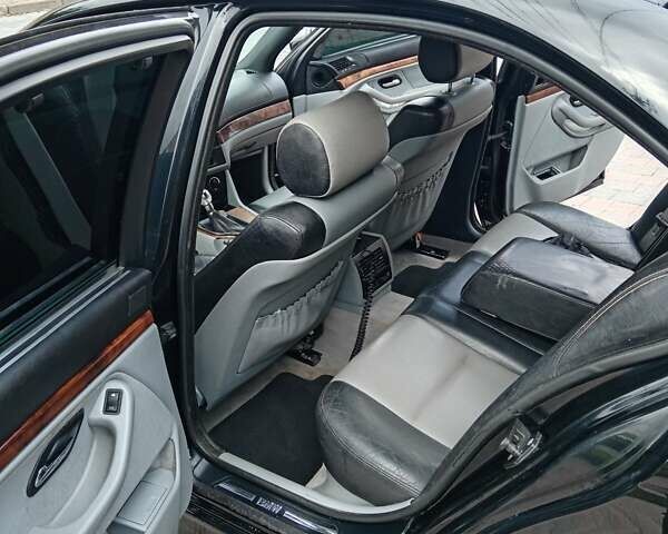 Черный БМВ 5 Серия, объемом двигателя 2 л и пробегом 464 тыс. км за 3350 $, фото 9 на Automoto.ua