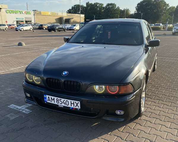 Черный БМВ 5 Серия, объемом двигателя 2.93 л и пробегом 450 тыс. км за 5800 $, фото 7 на Automoto.ua