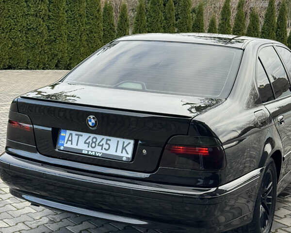 Черный БМВ 5 Серия, объемом двигателя 2.5 л и пробегом 350 тыс. км за 5555 $, фото 18 на Automoto.ua