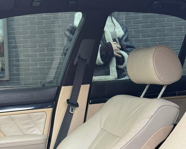 Черный БМВ 5 Серия, объемом двигателя 2.5 л и пробегом 350 тыс. км за 5555 $, фото 32 на Automoto.ua