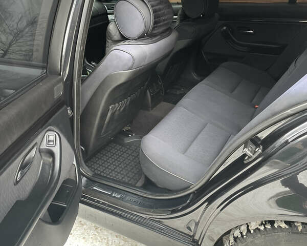 Черный БМВ 5 Серия, объемом двигателя 3 л и пробегом 477 тыс. км за 5600 $, фото 9 на Automoto.ua