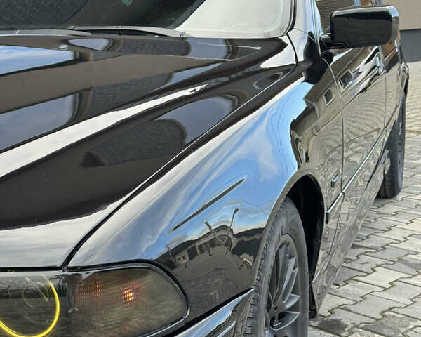 Черный БМВ 5 Серия, объемом двигателя 2.5 л и пробегом 350 тыс. км за 5555 $, фото 7 на Automoto.ua