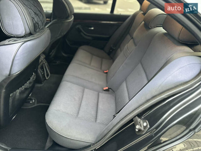 Чорний БМВ 5 Серія, об'ємом двигуна 2.93 л та пробігом 335 тис. км за 6850 $, фото 26 на Automoto.ua