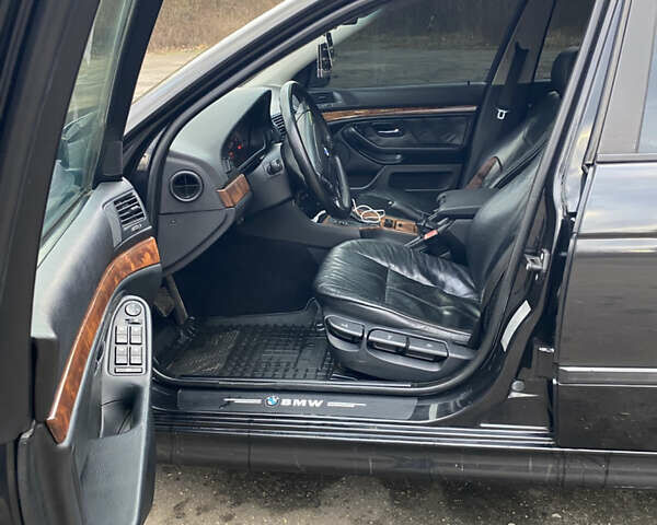 Чорний БМВ 5 Серія, об'ємом двигуна 3.5 л та пробігом 290 тис. км за 5750 $, фото 8 на Automoto.ua