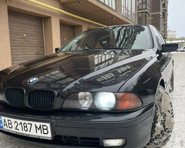 Черный БМВ 5 Серия, объемом двигателя 3 л и пробегом 477 тыс. км за 5600 $, фото 8 на Automoto.ua