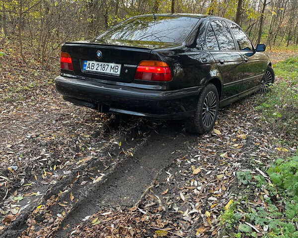 Чорний БМВ 5 Серія, об'ємом двигуна 2.93 л та пробігом 475 тис. км за 5800 $, фото 2 на Automoto.ua