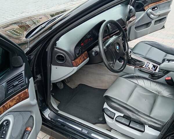 Черный БМВ 5 Серия, объемом двигателя 2 л и пробегом 464 тыс. км за 3350 $, фото 8 на Automoto.ua