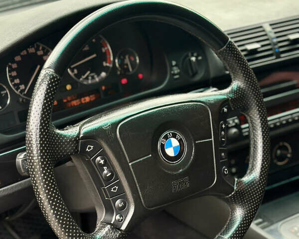 Черный БМВ 5 Серия, объемом двигателя 2.5 л и пробегом 398 тыс. км за 5000 $, фото 22 на Automoto.ua