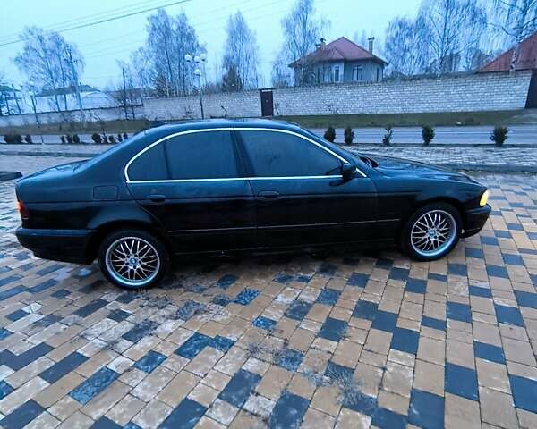 Чорний БМВ 5 Серія, об'ємом двигуна 3 л та пробігом 304 тис. км за 4150 $, фото 7 на Automoto.ua