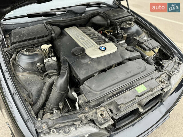Чорний БМВ 5 Серія, об'ємом двигуна 2.93 л та пробігом 335 тис. км за 6850 $, фото 33 на Automoto.ua