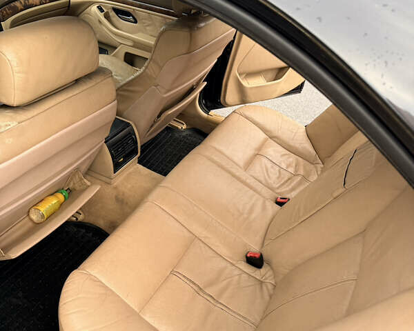 Черный БМВ 5 Серия, объемом двигателя 2.93 л и пробегом 520 тыс. км за 5300 $, фото 8 на Automoto.ua