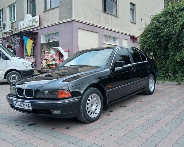 Черный БМВ 5 Серия, объемом двигателя 2 л и пробегом 464 тыс. км за 3350 $, фото 3 на Automoto.ua