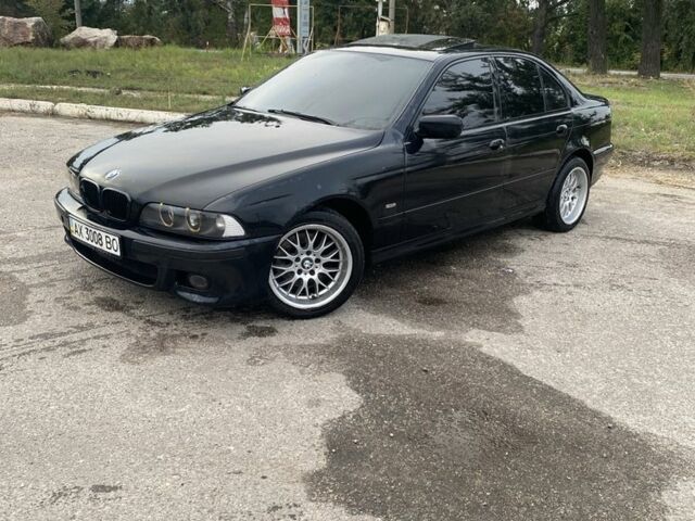 Черный БМВ 5 Серия, объемом двигателя 3.5 л и пробегом 268 тыс. км за 5500 $, фото 4 на Automoto.ua