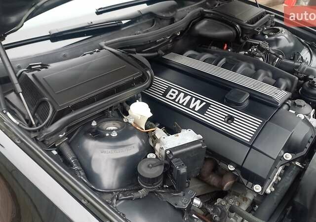 Чорний БМВ 5 Серія, об'ємом двигуна 2 л та пробігом 249 тис. км за 6250 $, фото 21 на Automoto.ua