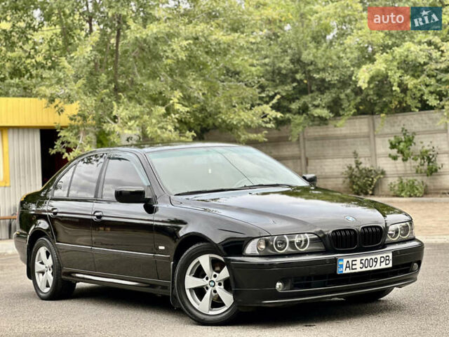 Черный БМВ 5 Серия, объемом двигателя 2.5 л и пробегом 398 тыс. км за 5000 $, фото 9 на Automoto.ua