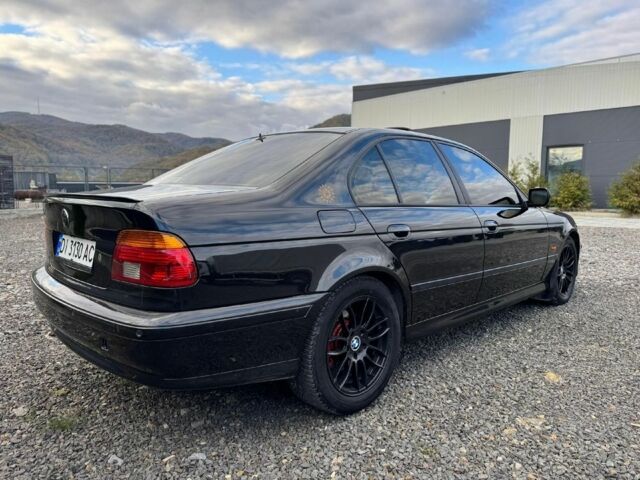 Черный БМВ 5 Серия, объемом двигателя 3 л и пробегом 400 тыс. км за 3000 $, фото 2 на Automoto.ua