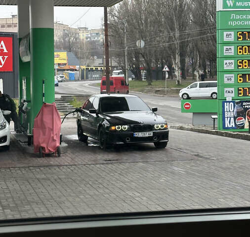 Чорний БМВ 5 Серія, об'ємом двигуна 3.5 л та пробігом 350 тис. км за 6300 $, фото 1 на Automoto.ua