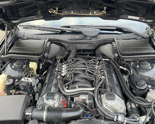 Чорний БМВ 5 Серія, об'ємом двигуна 3.5 л та пробігом 290 тис. км за 5750 $, фото 12 на Automoto.ua