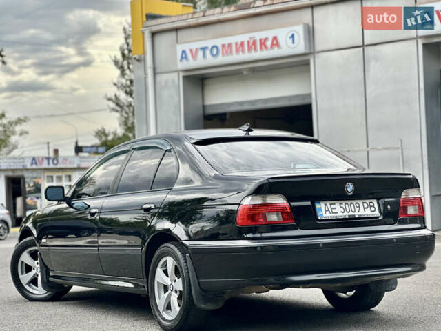 Черный БМВ 5 Серия, объемом двигателя 2.5 л и пробегом 398 тыс. км за 5000 $, фото 11 на Automoto.ua