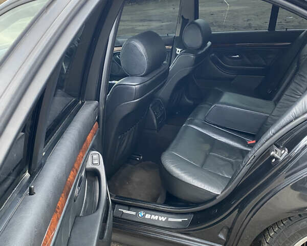 Чорний БМВ 5 Серія, об'ємом двигуна 3.5 л та пробігом 290 тис. км за 5750 $, фото 6 на Automoto.ua