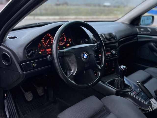 БМВ 5 Серия 2000 в Кременчуге на Automoto.ua Черный БМВ 5 Серия, объемом двигателя 2.5 л и пробегом 350 тыс. км за 3499 $, фото 9 на Automoto.ua