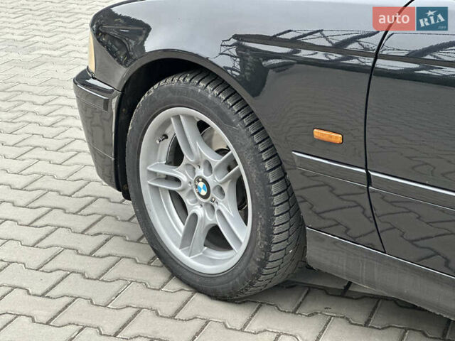 Чорний БМВ 5 Серія, об'ємом двигуна 2.93 л та пробігом 335 тис. км за 6850 $, фото 16 на Automoto.ua