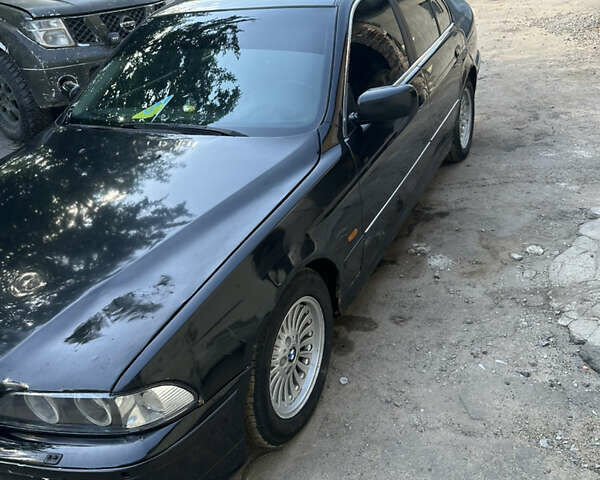 Черный БМВ 5 Серия, объемом двигателя 2.5 л и пробегом 400 тыс. км за 2800 $, фото 6 на Automoto.ua